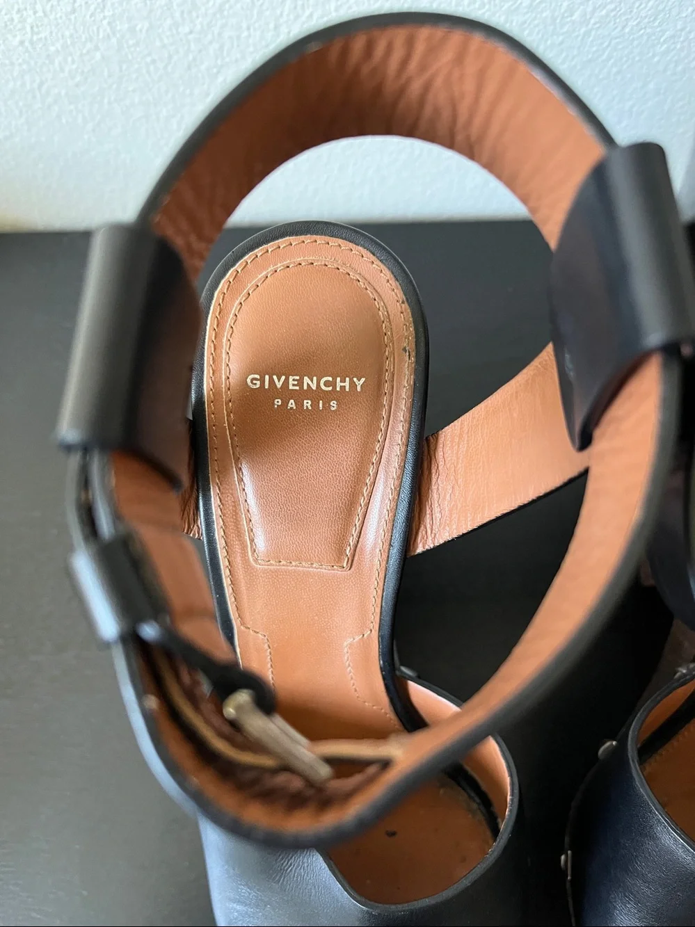 Givenchy PARIS  Black Leather Platform clog Sandals SOFIA size 8 (39)